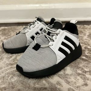 ADIDAS baby toddler shoes sneakers gray white black size 6 US 22 EU